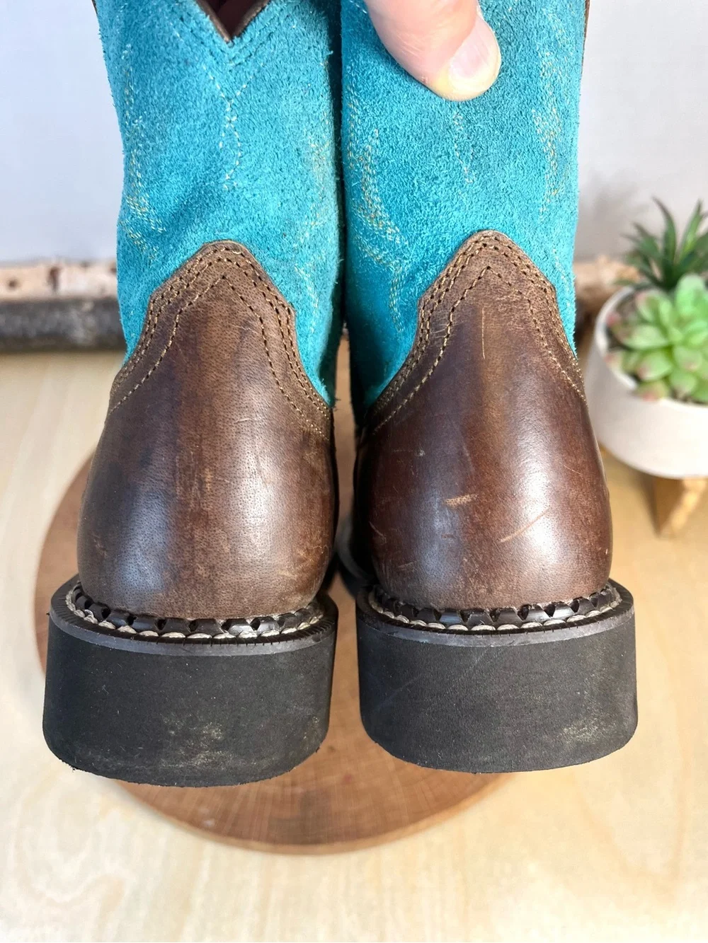 Ariat kid fatbaby